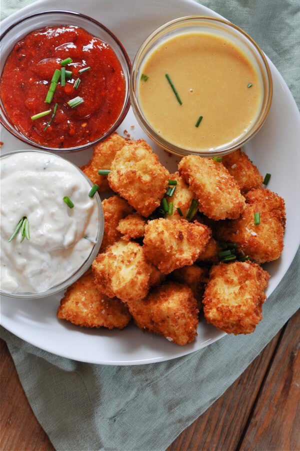 Vegan Popcorn "Chicken" Rabbit and Wolves